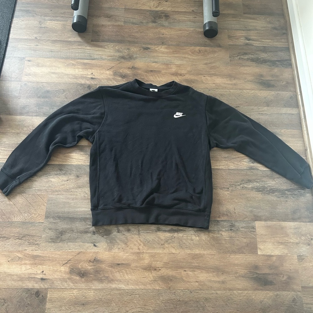 Nike Men’s Black Crewneck Sweatshirt with White Swoosh - Picture 1 of 2